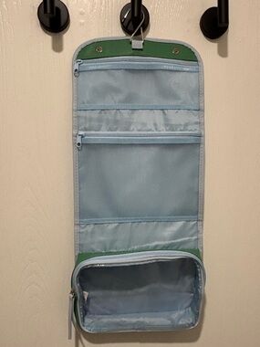 Hanging Toiletry/Cosmetic Bag